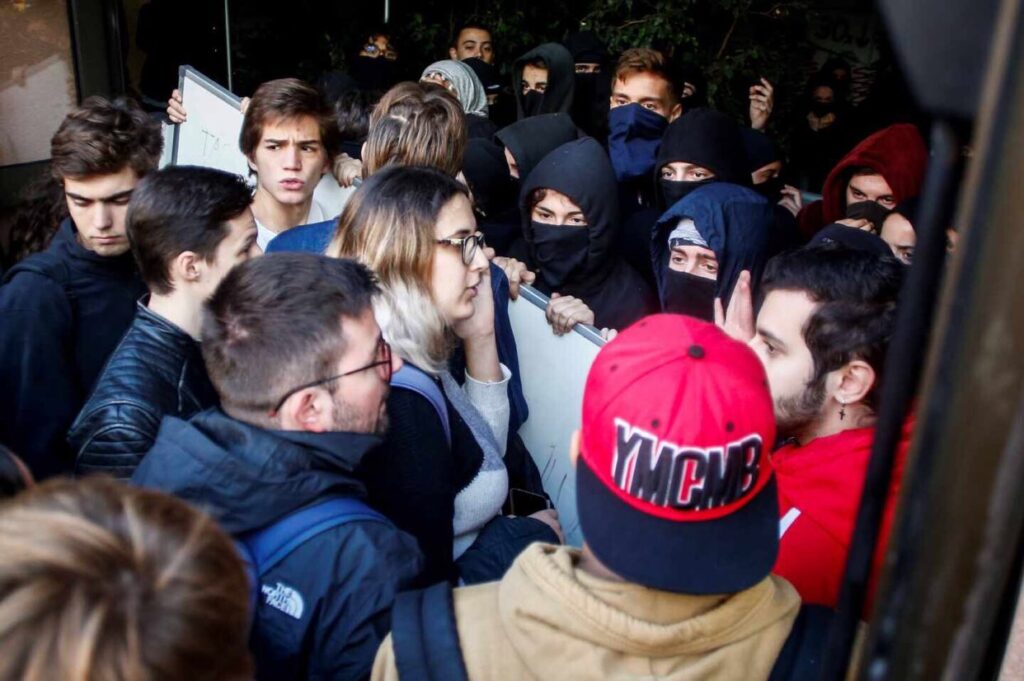 Tensión Política y Libertad de Expresión en España